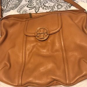 Tory burch,can be use as crossbody bag
